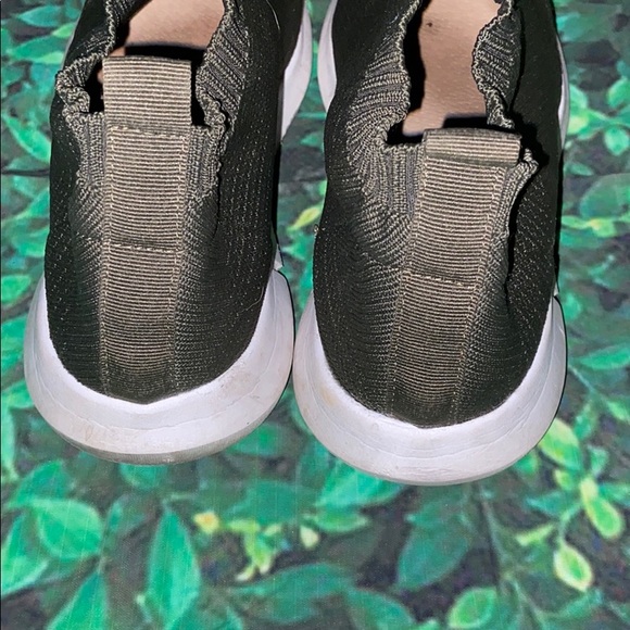 Steve Madden sneakers - Picture 3 of 3